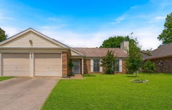 4306 Emerson Drive, Grand Prairie, TX 75052