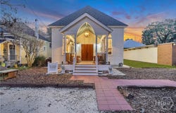 2716 Mechanics Avenue, Thunderbolt, GA 31404