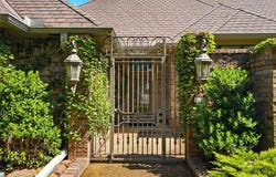1409 Glenbrook Terrace, Nichols Hills, OK 73116