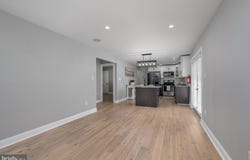 124 WASHINGTON AVENUE, MOUNT EPHRAIM, NJ 08059