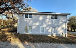 205 5th St, Stover, MO 65078