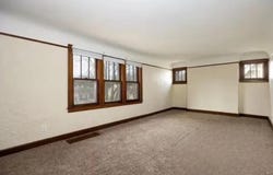 147 Draper Avenue, Waterford, MI 48328