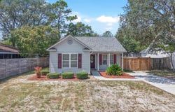 123 NE 18th Street, Oak Island, NC 28465