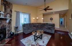 39 Lexington Circle, Matawan, NJ 07747