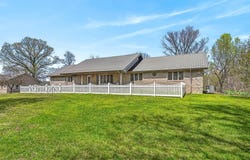 775 E 505th Road, Aldrich, MO 65601