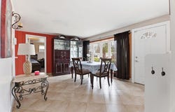 39 Groton St, Springfield, MA 01129