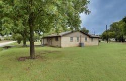 807 North Street, Mansfield, TX 76063
