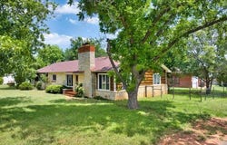 931 Doole St, Mason, TX 76856