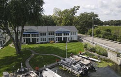 700 S Lakeside Drive, Syracuse, IN 46567