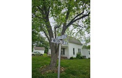 400 NE 5th Street, Fairfield, IL 62837