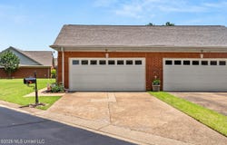 1144 W Martin Circle, Hernando, MS 38632