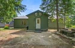 116 Mathews Ridge Rd, Priest River, ID 83856