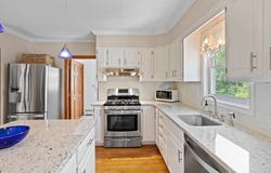 26 Pine Ave, Dracut, MA 01826