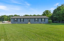 6919 E Us Highway 36, Bainbridge, IN 46105