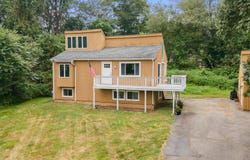 7 Tamarack Drive, Clinton, CT 06413