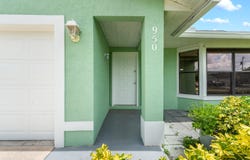 950 SW Jaslo Avenue, Port Saint Lucie, FL 34953