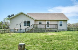 247 Georgee Rd, Jamestown, TN 38556