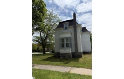 103 Ottawa, Elk Rapids, MI 49629