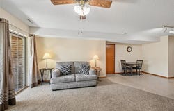 3010 Wilson Ave SW #2, Cedar Rapids, IA 52404