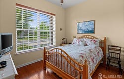 4 Bellingham Drive, South Brunswick, NJ 08824