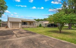 714 W Shawnee Avenue, Nowata, OK 74048