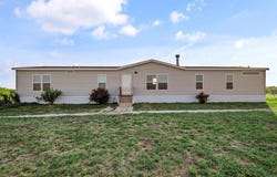10026 County Road 4350, Frost, TX 76641