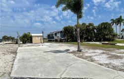41 Helen Lane, Fort Myers Beach, FL 33931