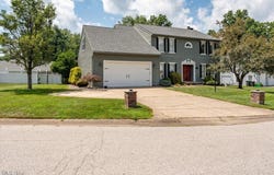 1103 Greenmont Circle, Vienna, WV 26105