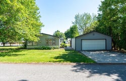 1003 W Clay Ave, Chewelah, WA 99109
