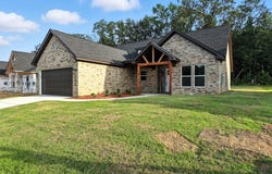 4838 Coronell Way, Bryant, AR 72002