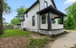 1409 Oakland Street, Fort Wayne, IN 46808-2619