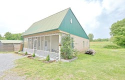 582 Cerulean Rd, CADIZ, KY 42211