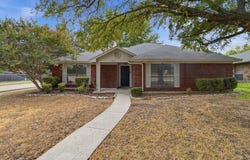 2222 Cortland Circle, Rowlett, TX 75088