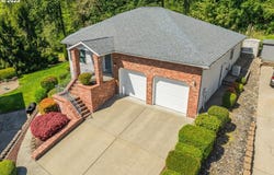 129 CEDAR FALLS DR, Kelso, WA 98626
