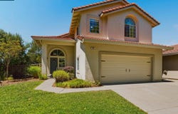 862 Foothill Dr, Windsor, CA 95492