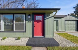 810 E 9th N, Mountain Home, ID 83647