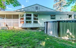 6 Hope Lane, Milton, NY 12547