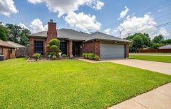 3716 Indian Wells Drive, Arlington, TX 76017