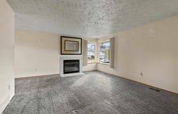 908 E Calkins Dr, Spokane, WA 99208