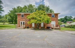 331 & 329 Ridgefields Road, Kingsport, TN 37660
