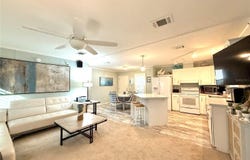 124 E SAINT ANNES Circle, APOLLO BEACH, FL 33572