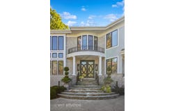 1525 Woodcrest Court, Aurora, IL 60502
