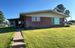 810 Bailey, Stratton, NE 69043
