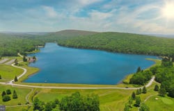 181 E ALPINE DR, TERRA ALTA, WV 26764