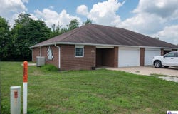 135 Wood Lane, Hodgenville, KY 42748