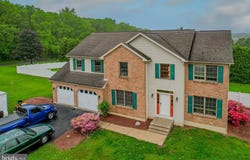 366 WINTER SPRINGS ROAD, NAZARETH, PA 18064