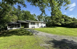 94 RIVER Road, Lewisburg, PA 17837