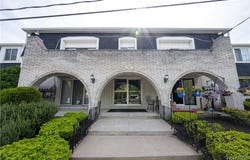 132 Harrogate, Amherst, NY 14221