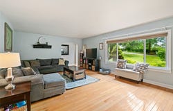 620 Briarcliff Dr, Center Twp, PA 15001