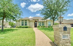 225 Desert Sky Drive, McGregor, TX 76657